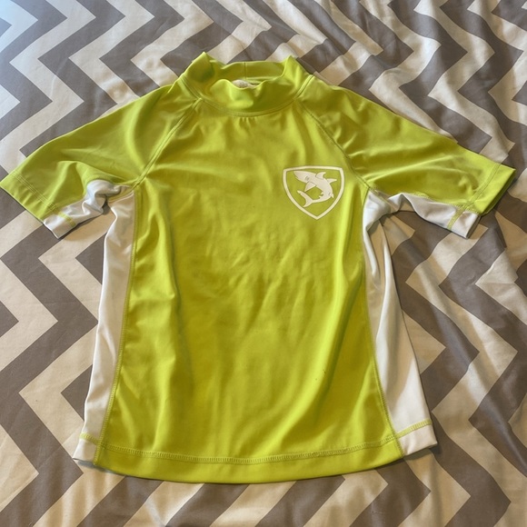 Short Sleeve Rash Guard- Spring Green - Picture 2 of 6